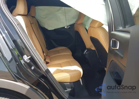 2020 Volvo Xc40 T5 Momentum from USA, damaged, VIN YV4162UK8L2266947